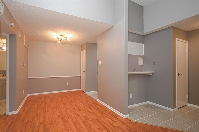 Building Photo - Lots of recent updates with all the appliances