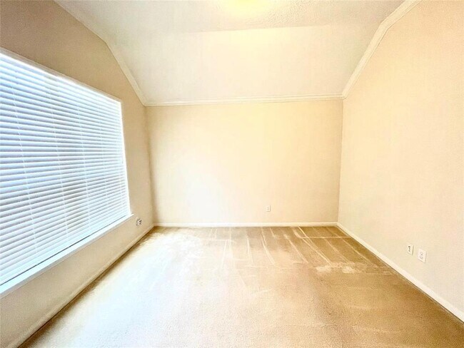 Building Photo - 14110 Pawnee Bend Dr