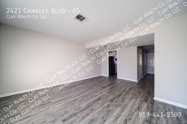 Building Photo - 2421 Charles Blvd