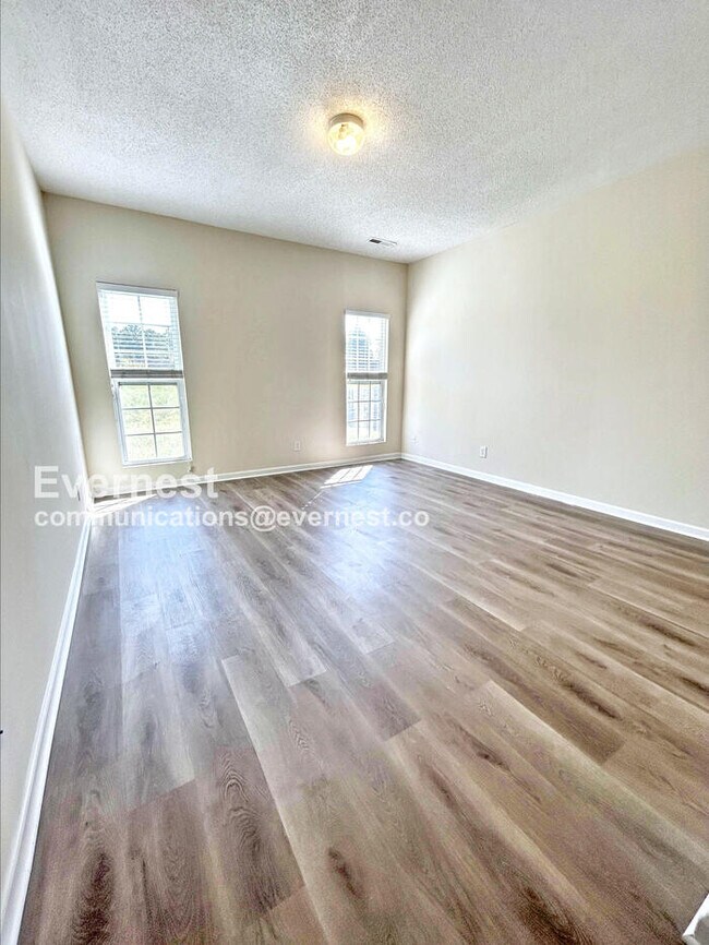 Building Photo - 1244 Scarlett Dr