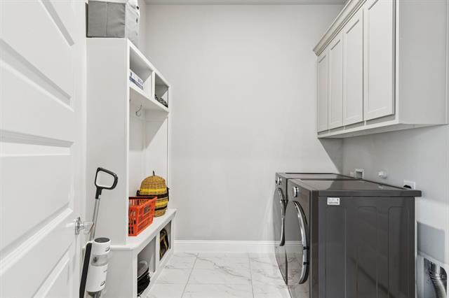 Building Photo - 7584 Zachery Dr