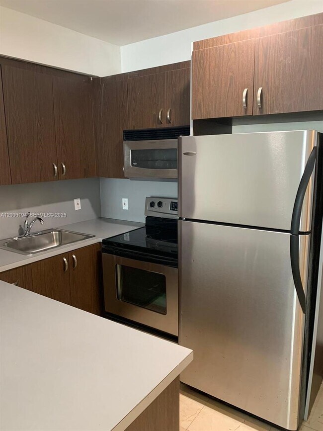 Building Photo - 551 NE 62nd St