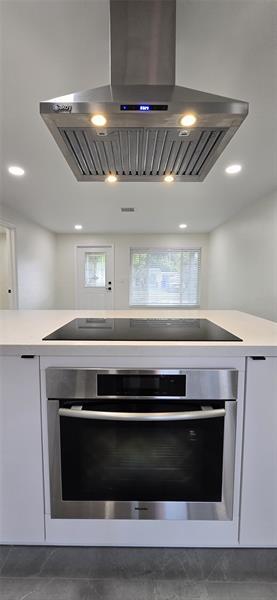 Building Photo - 5727 Cody St