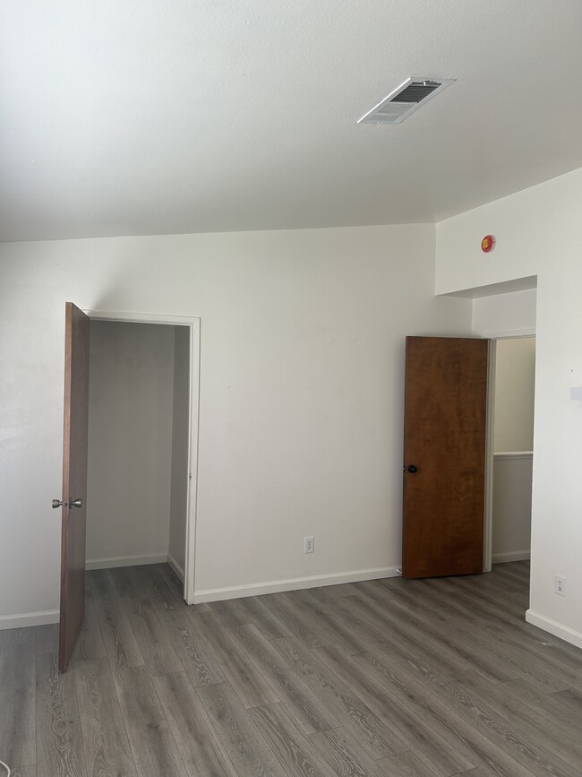 Building Photo - 1808 Colorado Ave