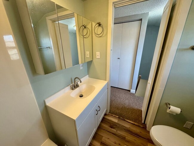 Building Photo - 409 North Ave