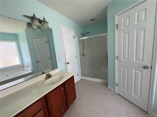 Building Photo - 4320 Rocinta Ct