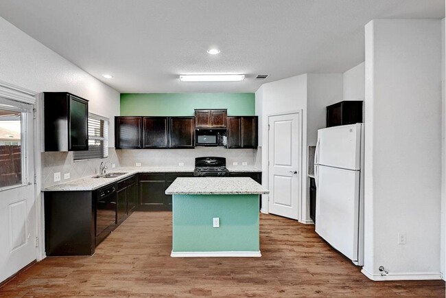 Building Photo - 3520 Black Granite Dr