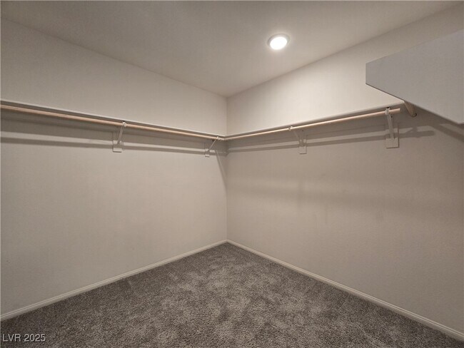 Building Photo - 5817 Bonita Rose St