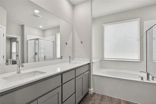 Building Photo - 5401 Cypress Pt Dr