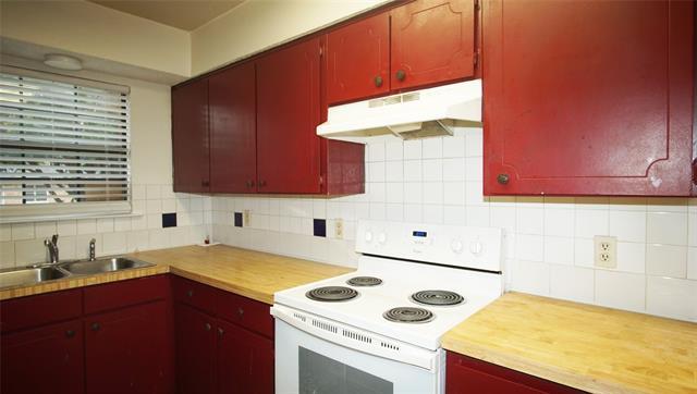 Building Photo - 1008 Southmoor Dr