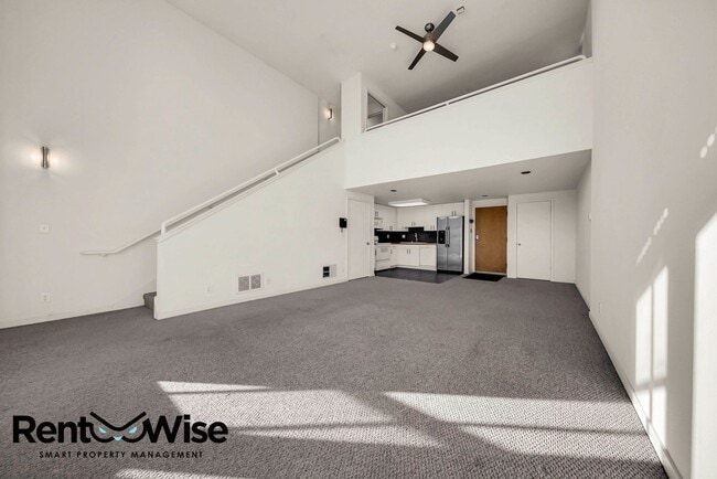 Building Photo - 68 McCoppin St