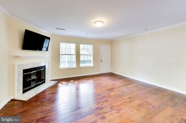 Building Photo - 10823 Hampton Mill Terrace
