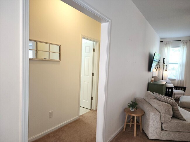 Building Photo - ~ THE ARBORS @ WESTGATE ~