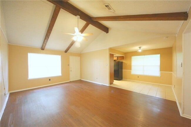 Building Photo - 12313 Willow Wild Dr