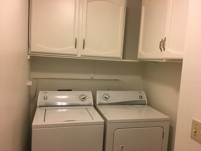 Building Photo - 11375 E Sahuaro Dr