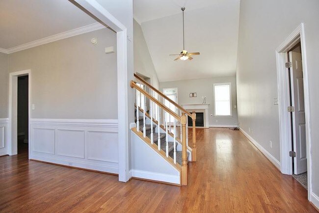 Primary Photo - 6000 Abergele Ln