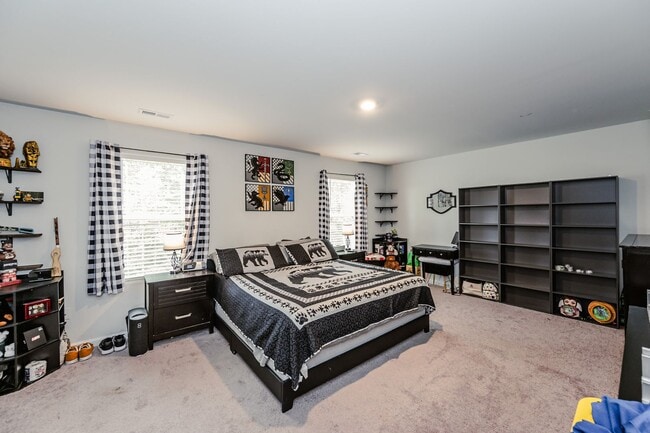 Building Photo - Home in The Arbors with FREE December Rent!*