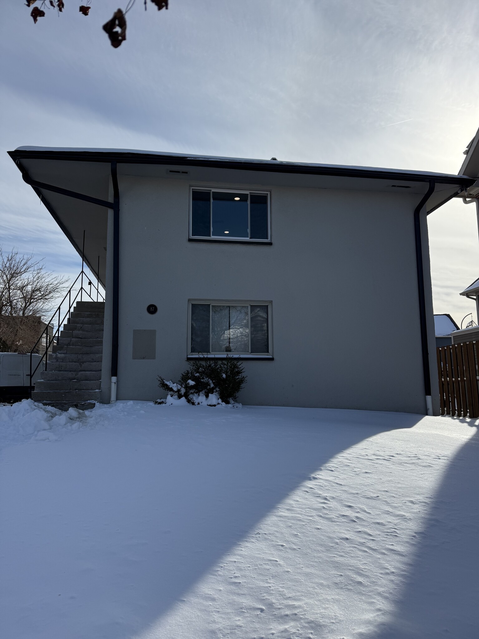 Building Photo - 87 E 4th Ave