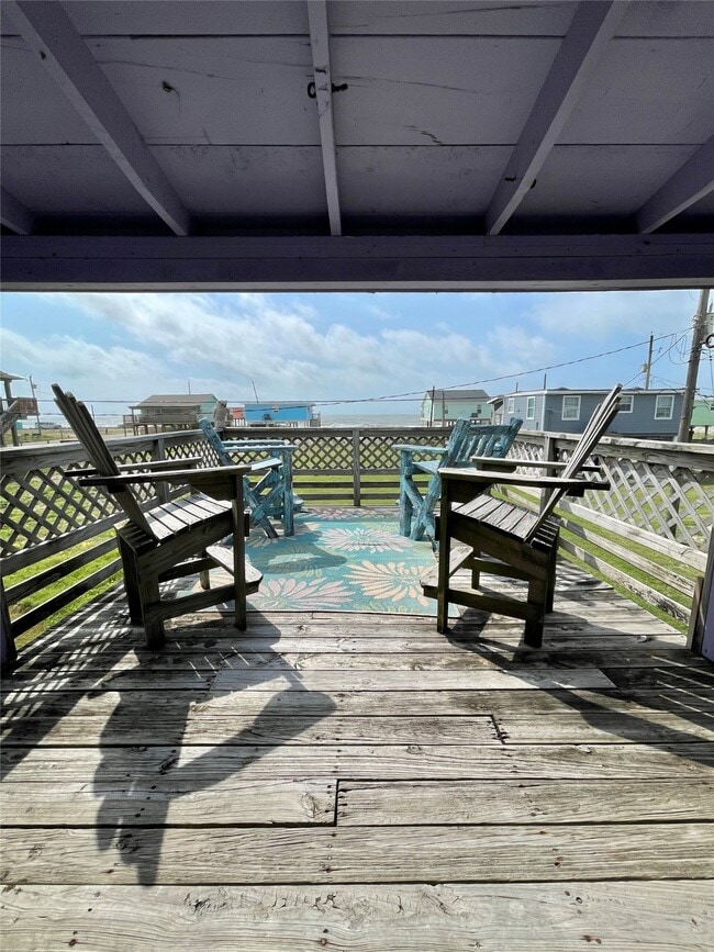 Building Photo - 1111 Surf Dr