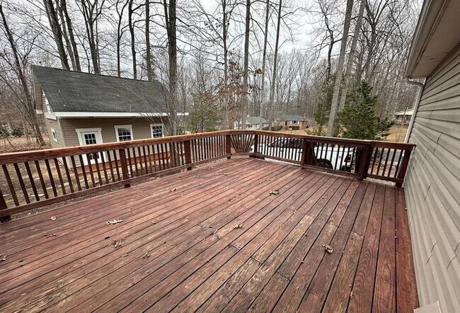 Building Photo - 203 Nottingham Rd