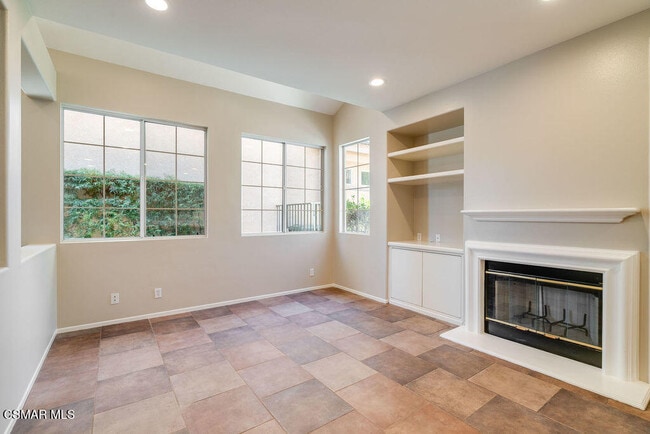 Building Photo - 3105 La Casa Ct