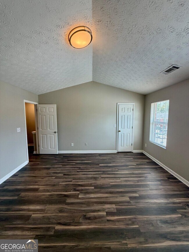 Building Photo - 5696 Windfall Ln
