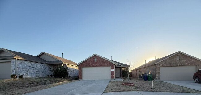 Building Photo - Adorable house in Crandall