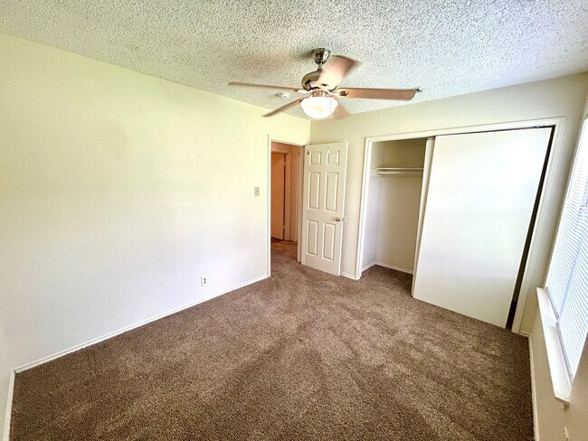 Building Photo - 3607 Bremen Ave