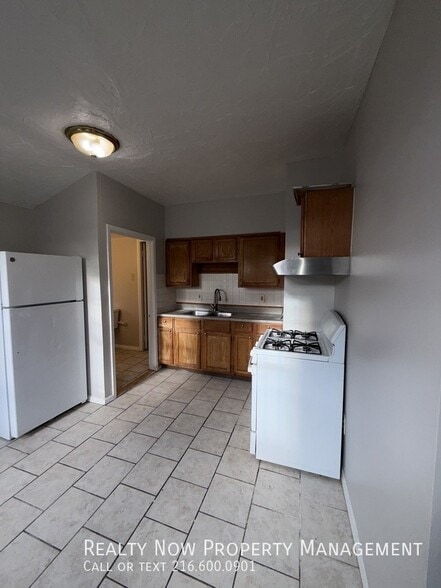 Building Photo - 3417 Storer Ave