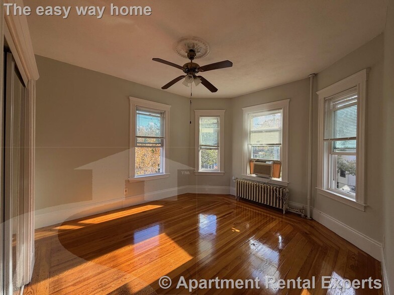 Building Photo - 21 Jaques St