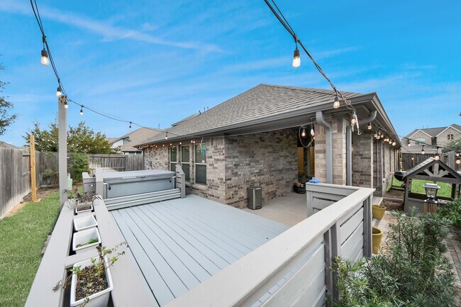 Building Photo - 10719 Lacaille Ln