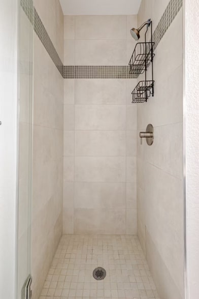 Building Photo - 2824 W Parkside Pl