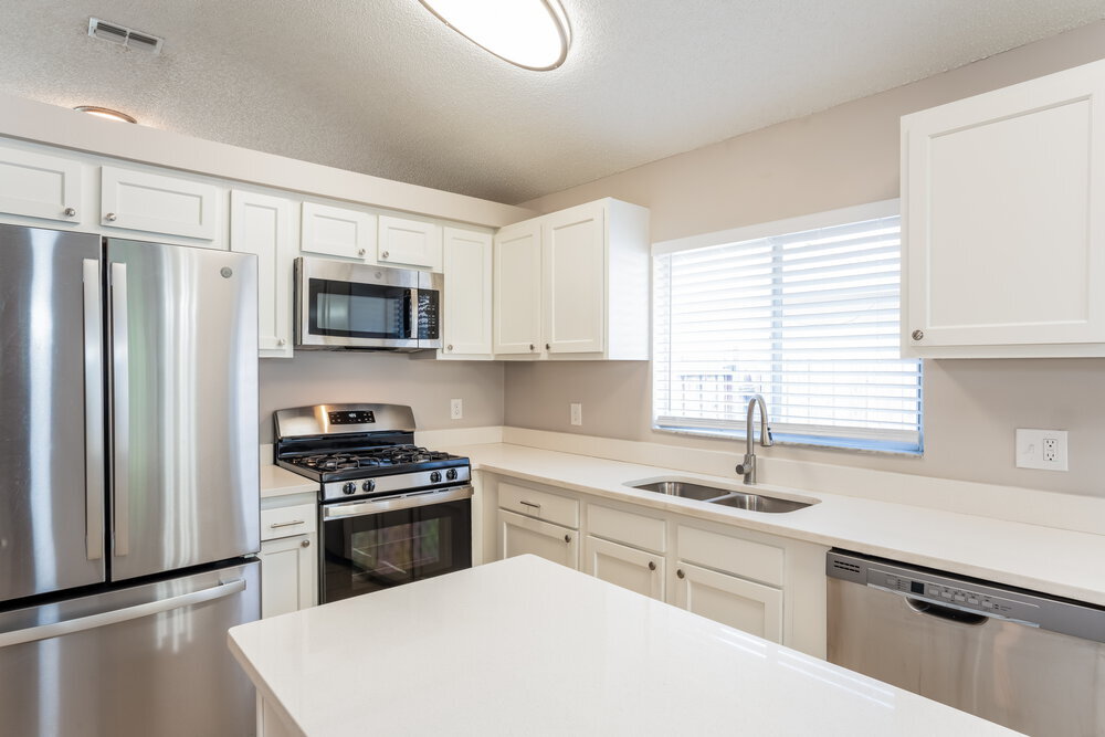 Building Photo - 1605 Scotch Pine Dr