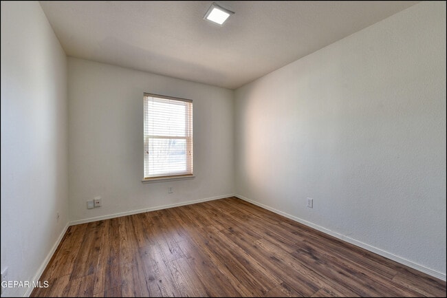 Building Photo - 3609 Okeefe Dr