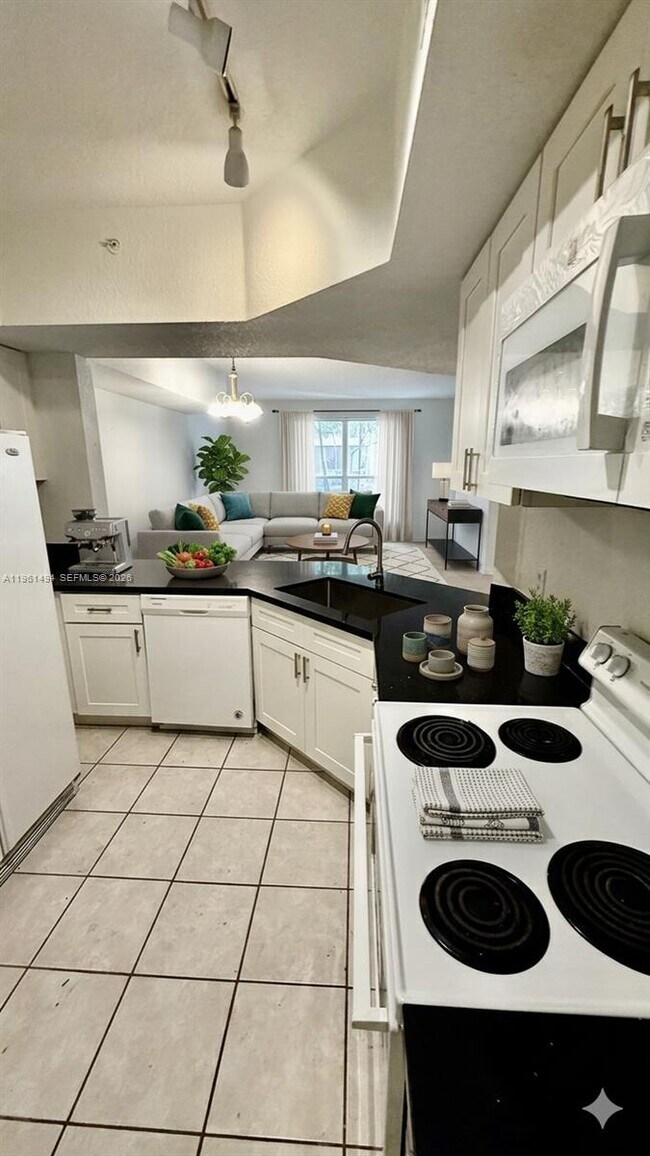 Building Photo - 741 SW 148th Ave