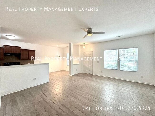 Building Photo - 9851 Hanberry Blvd