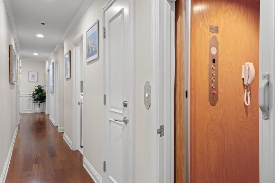 Building Photo - 3306 Highland Ave