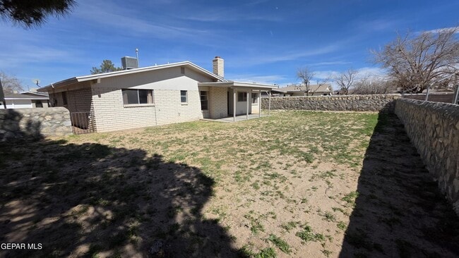 Building Photo - 10932 George Archer Dr