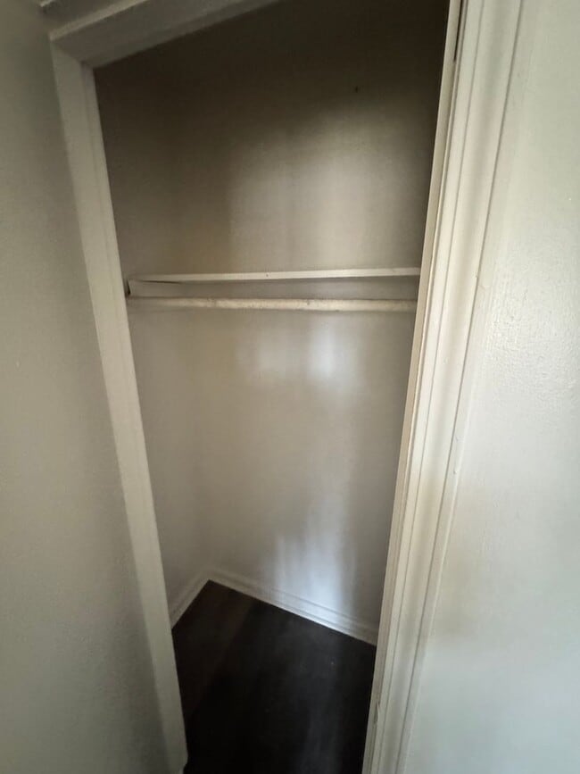 Building Photo - 126 Woodland Ave