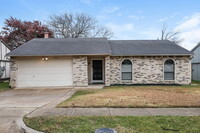 Building Photo - 9326 Sophora Dr