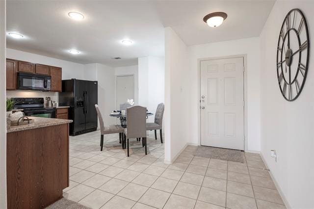 Building Photo - 1505 Lone Pine Dr