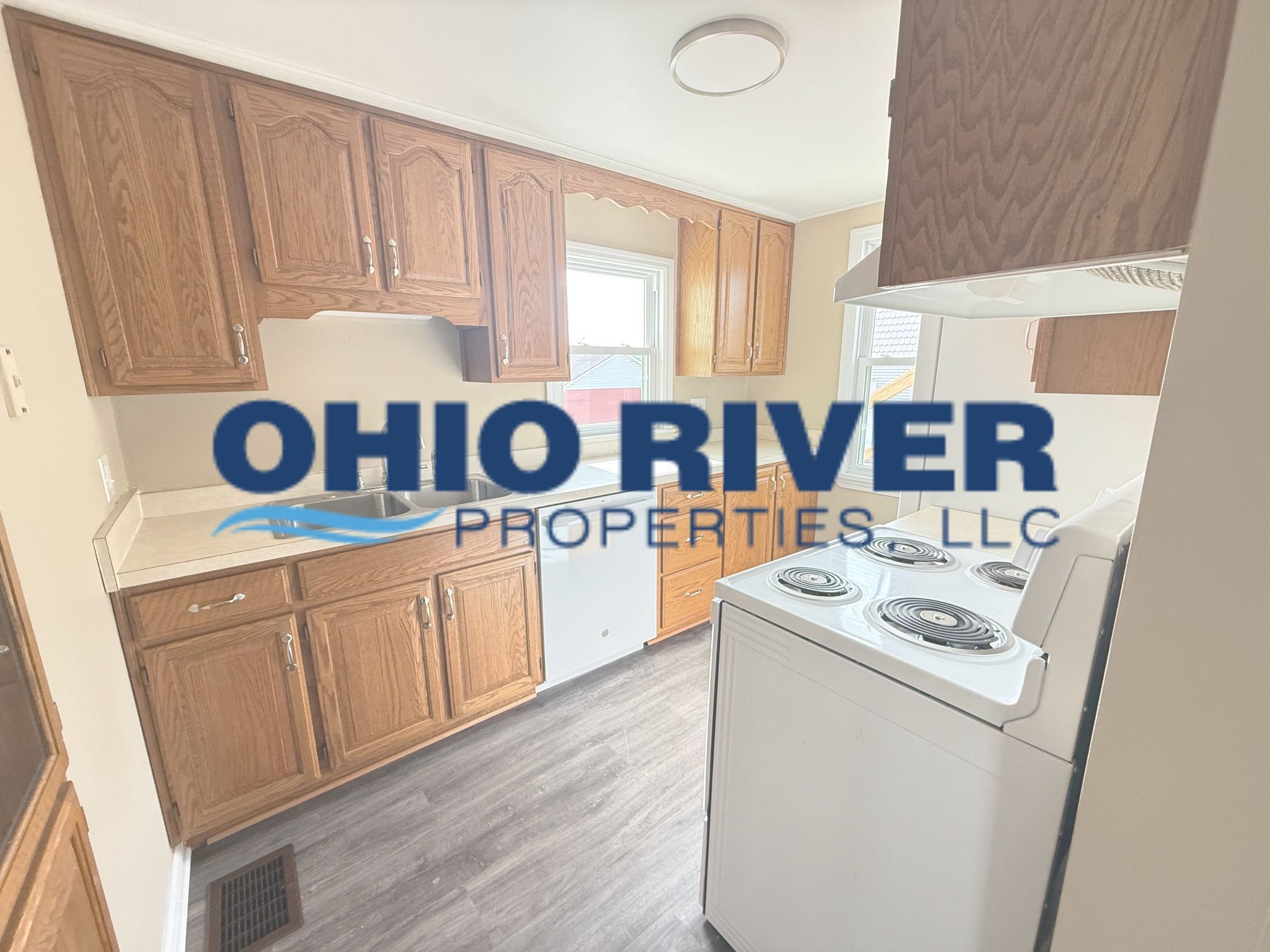 Building Photo - 1219 Garfield St