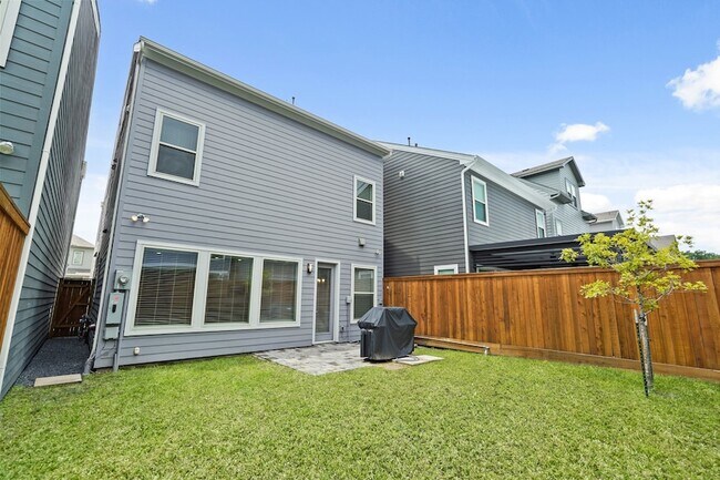 Building Photo - 10972 Hewitt Cliff Ln