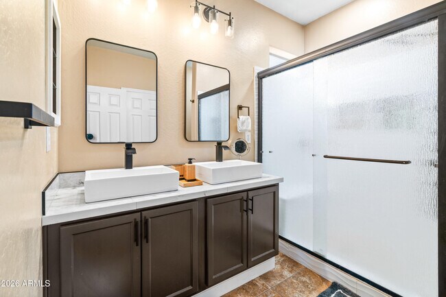 Building Photo - 26135 W Runion Dr