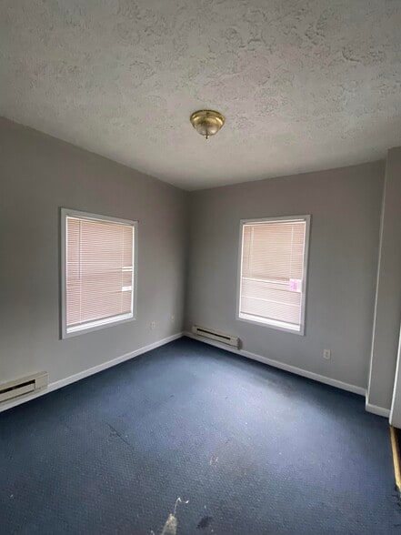 Building Photo - 112 E Fourth St