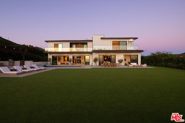 Building Photo - 5811 Murphy Way