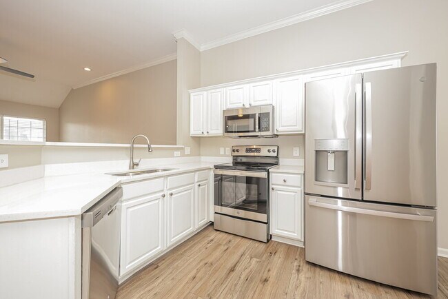 Building Photo - 5129 Brookstone Ct