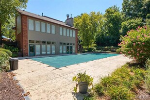 Building Photo - 15668 Quail Meadows Dr