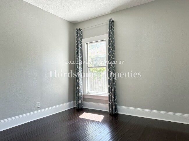 Building Photo - 1439 Dancy St