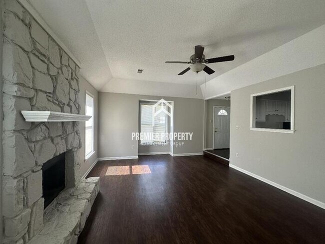 Building Photo - 7172 Ransdorp Dr